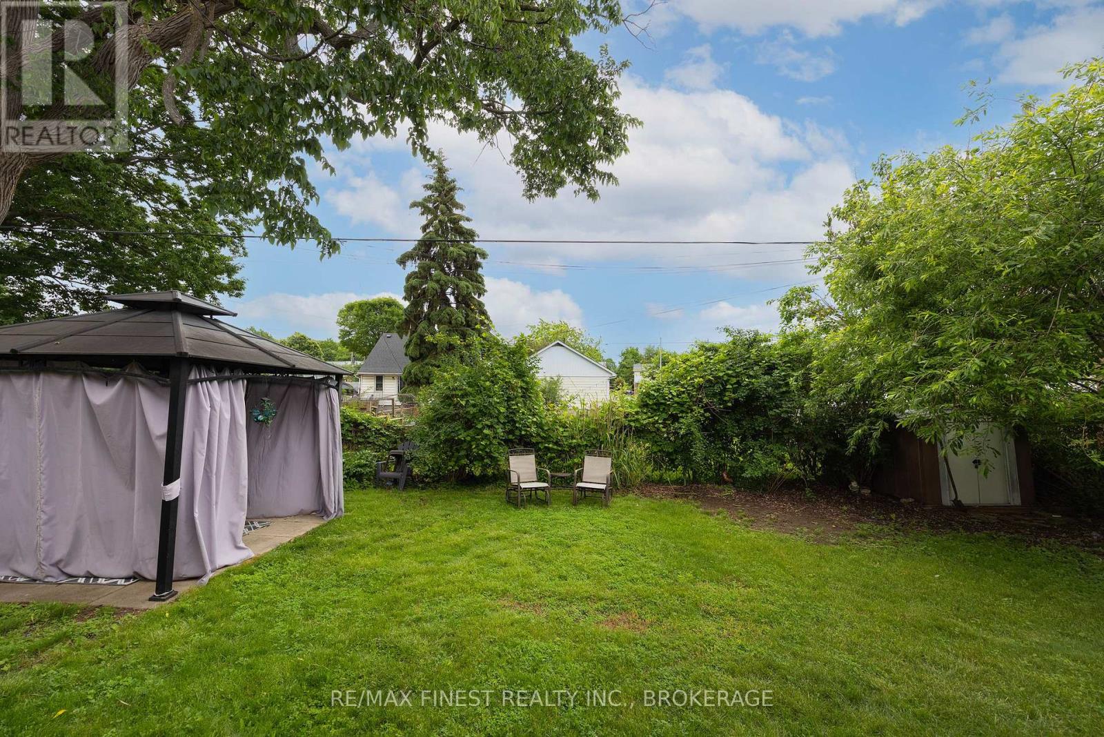 114 JOYCE STREET - 8