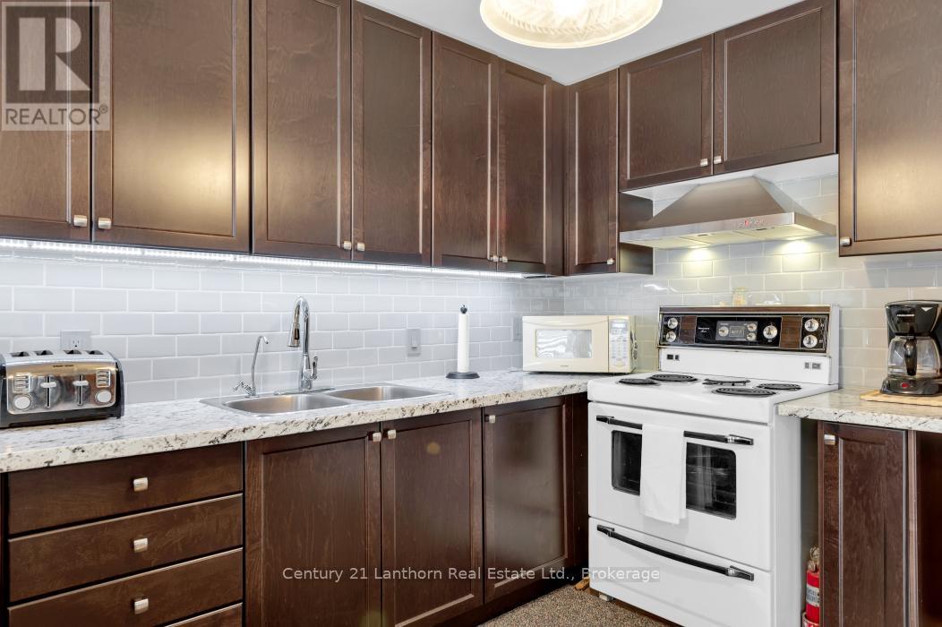 192 BLAKELY LANE - 20