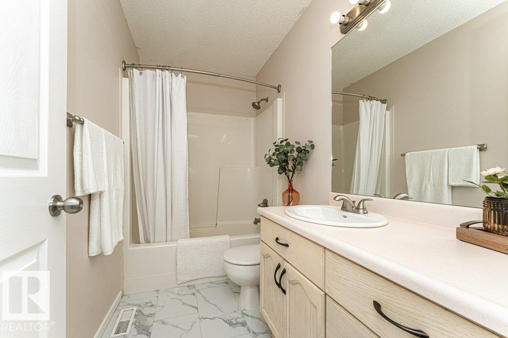 17610 96 AV NW - 25