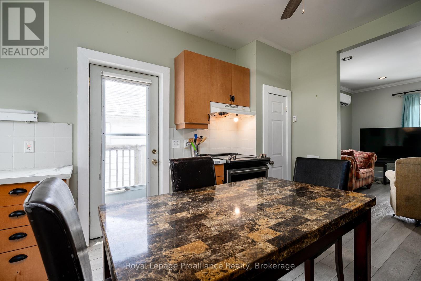 13 SOUTH TRENT STREET - Image 35