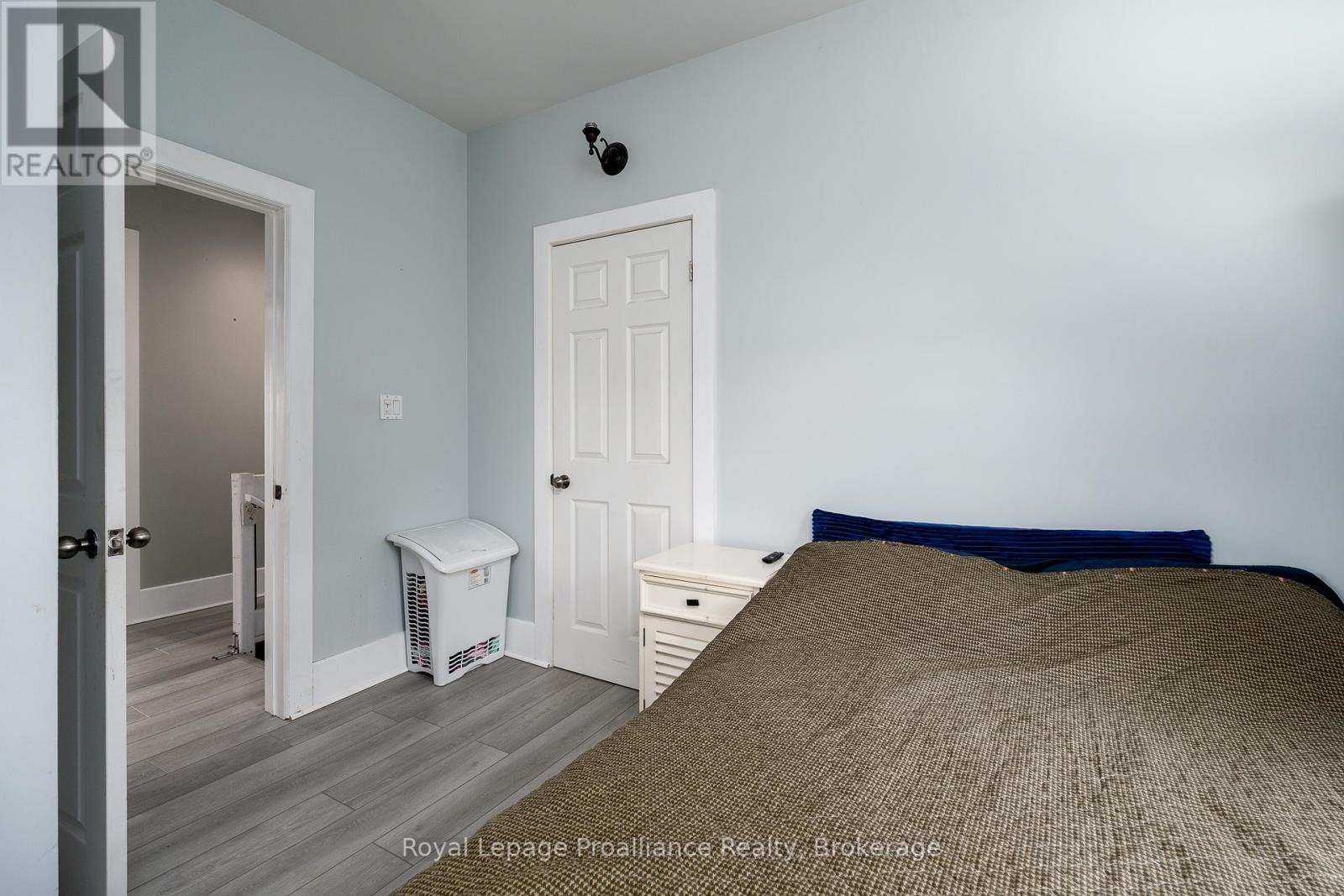 13 SOUTH TRENT STREET - Image 32