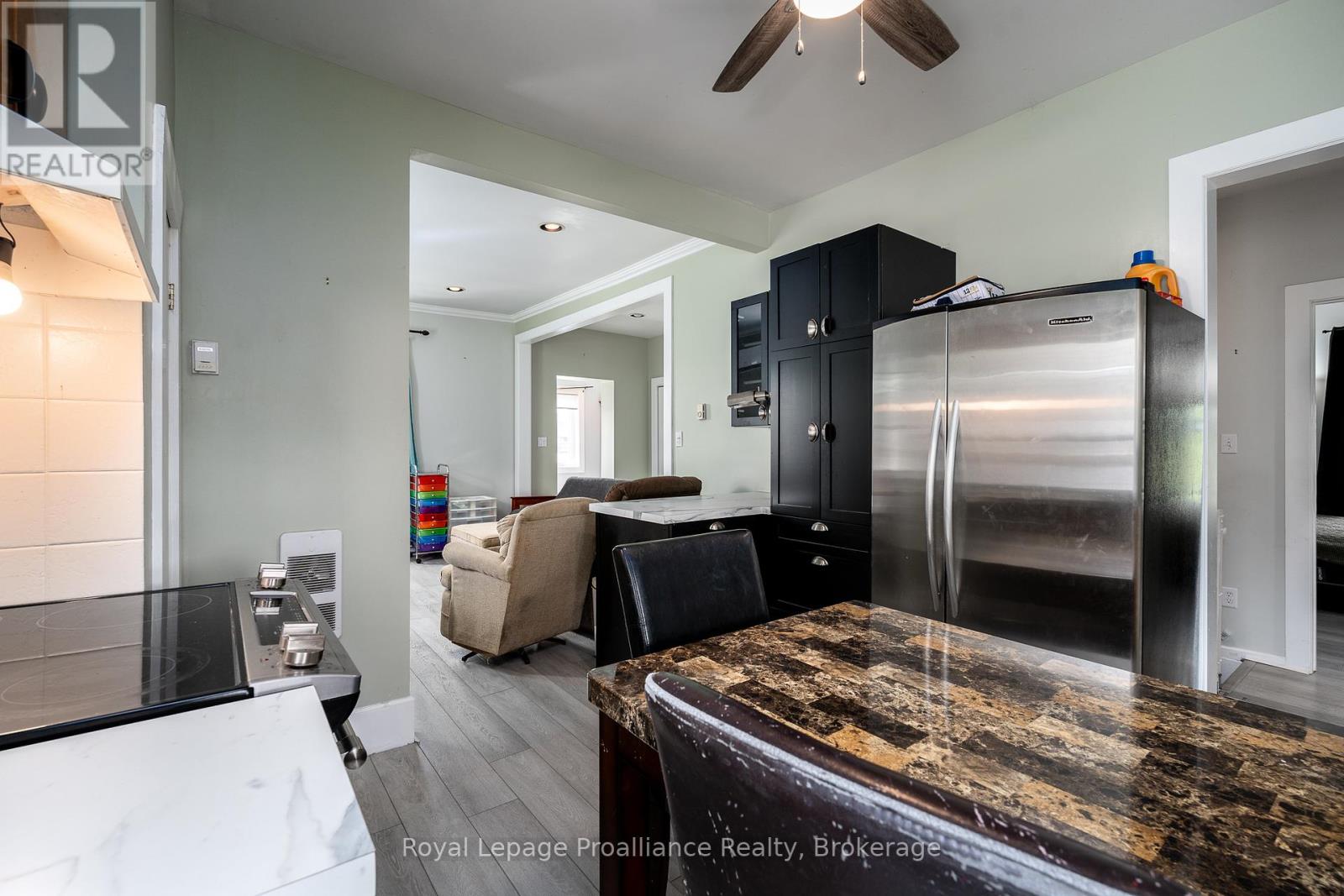 13 SOUTH TRENT STREET - Image 36