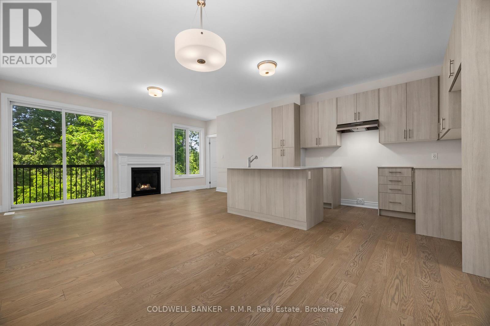 #E 435 ORCHARD AVENUE S - 11
