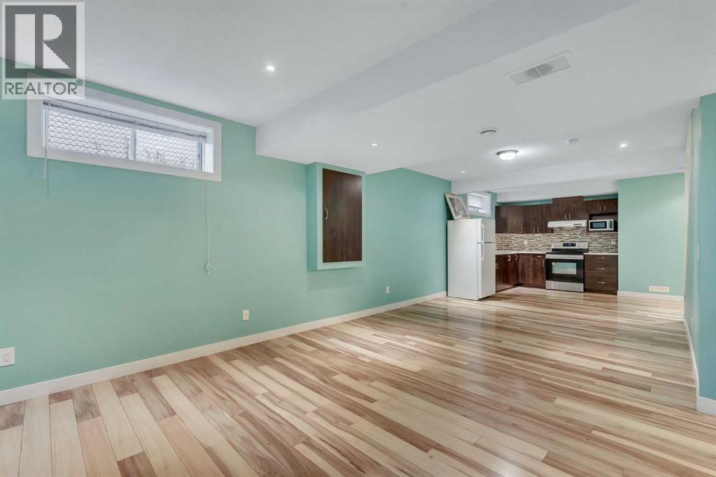 185 West Lakeview Drive - 33