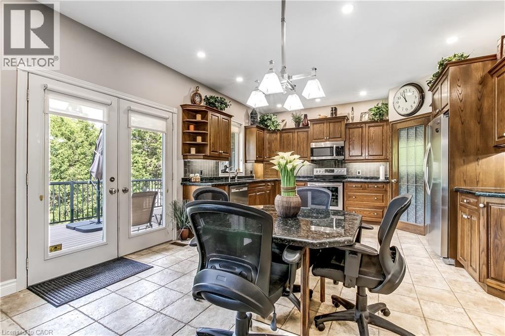 139 MANNHEIM Crescent - 16