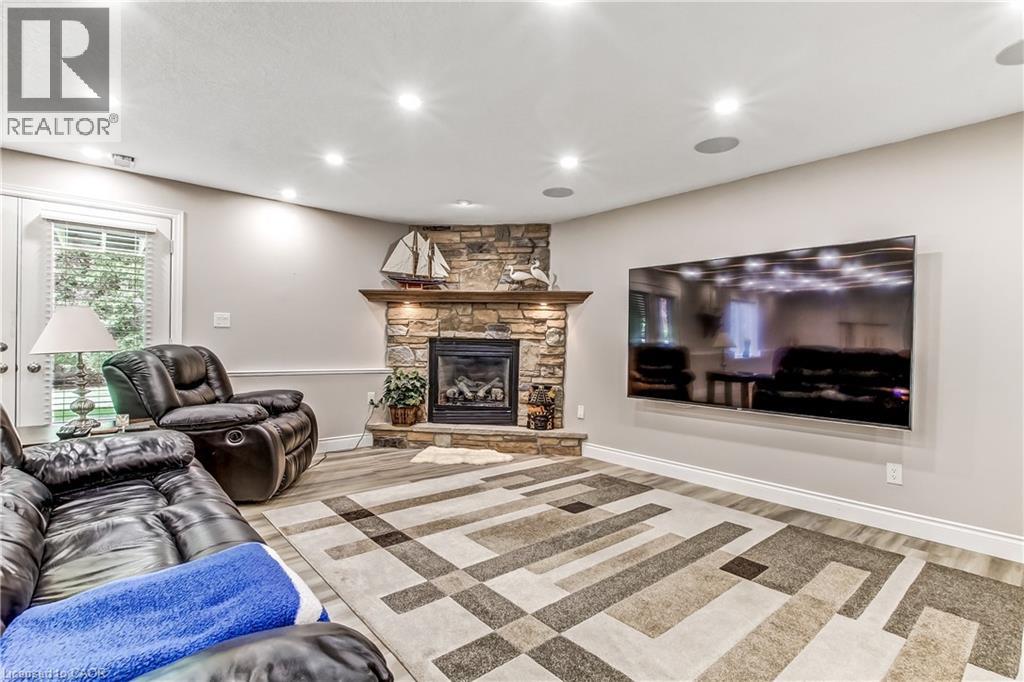 139 MANNHEIM Crescent - 28