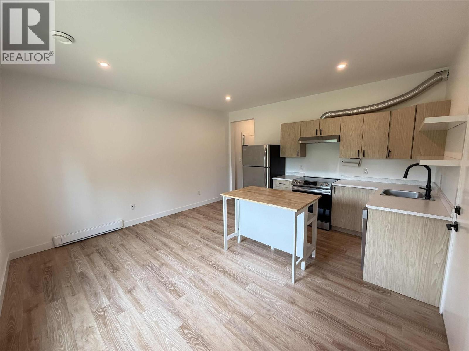 952 Ridgewood Drive - 34