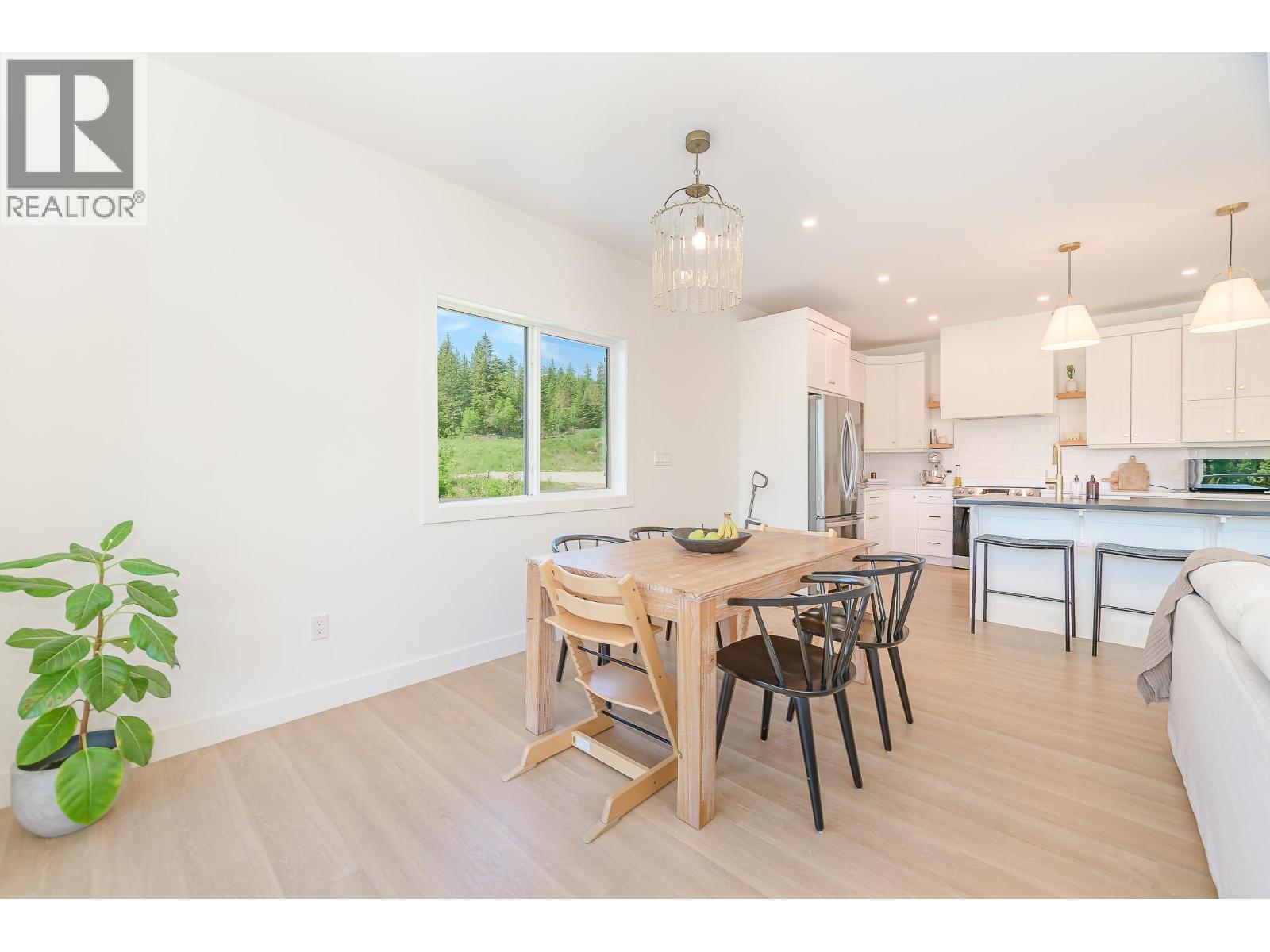 952 Ridgewood Drive - 10