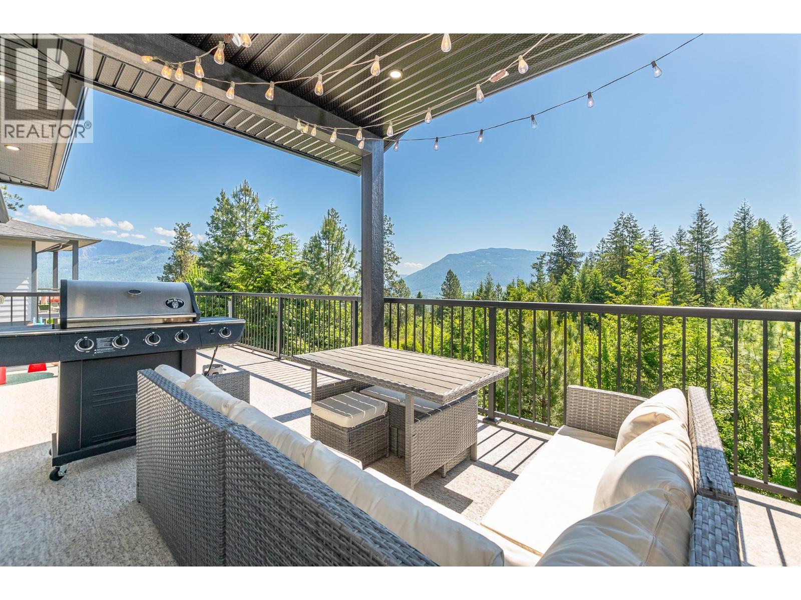 952 Ridgewood Drive - 45