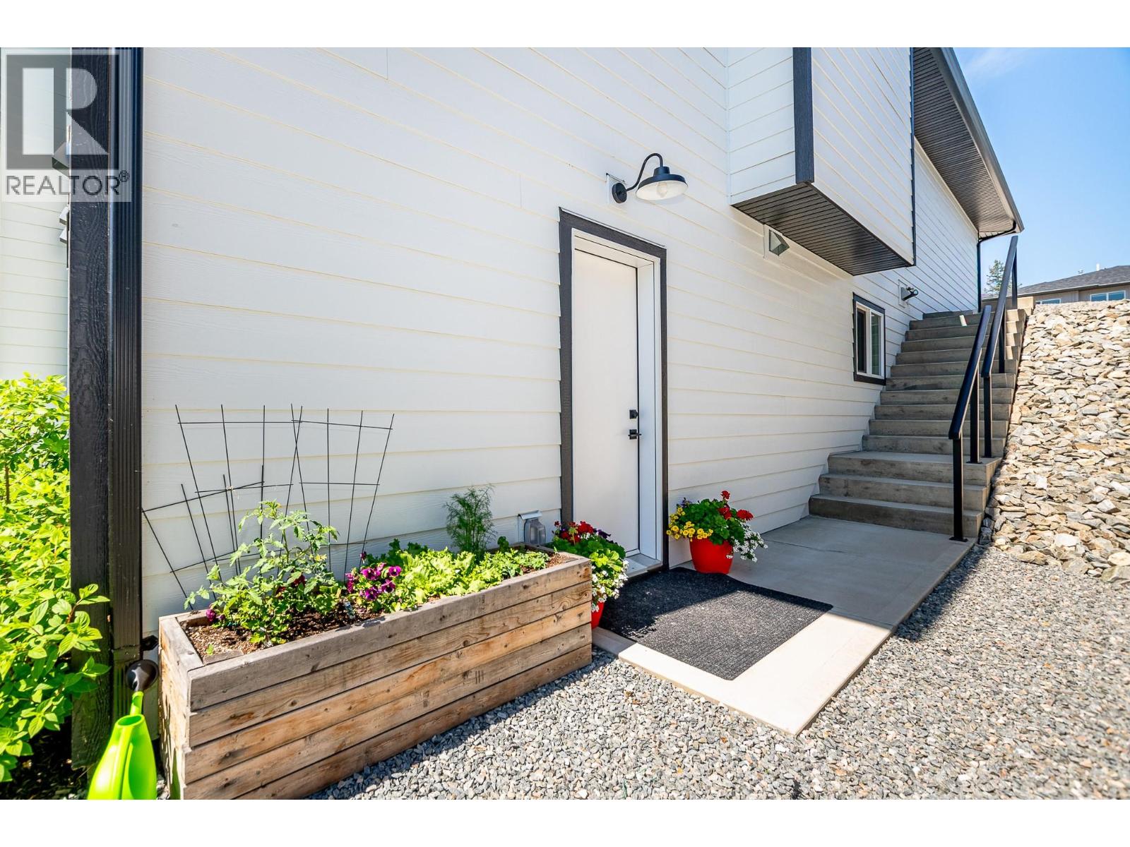 952 Ridgewood Drive - 33