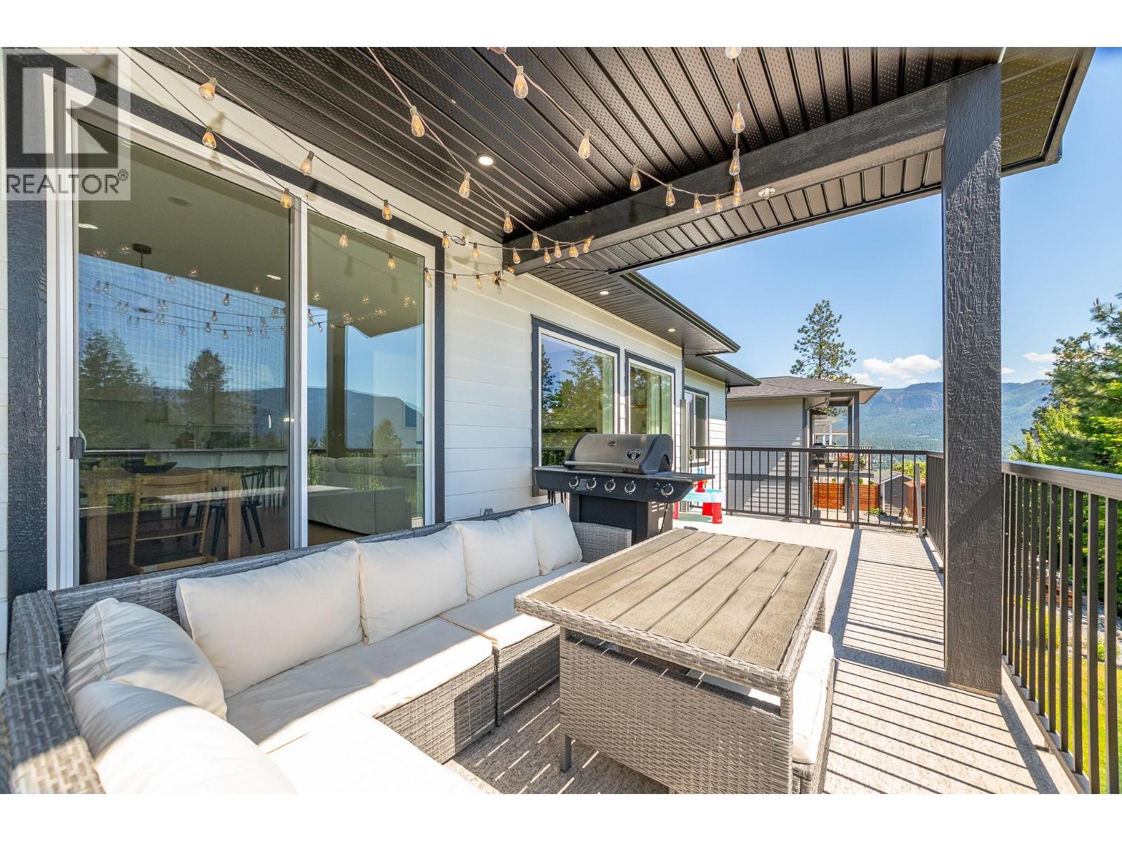 952 Ridgewood Drive - 46