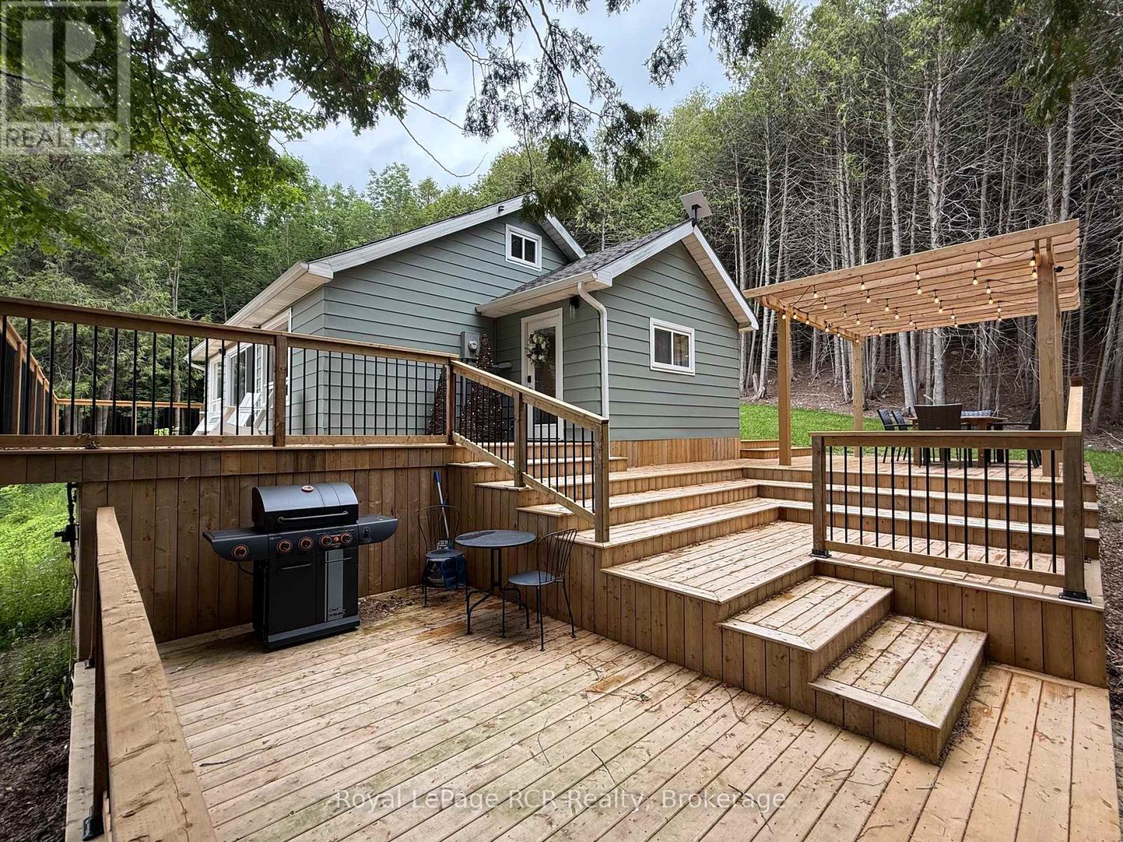 384275 CONCESSION 4 - 30