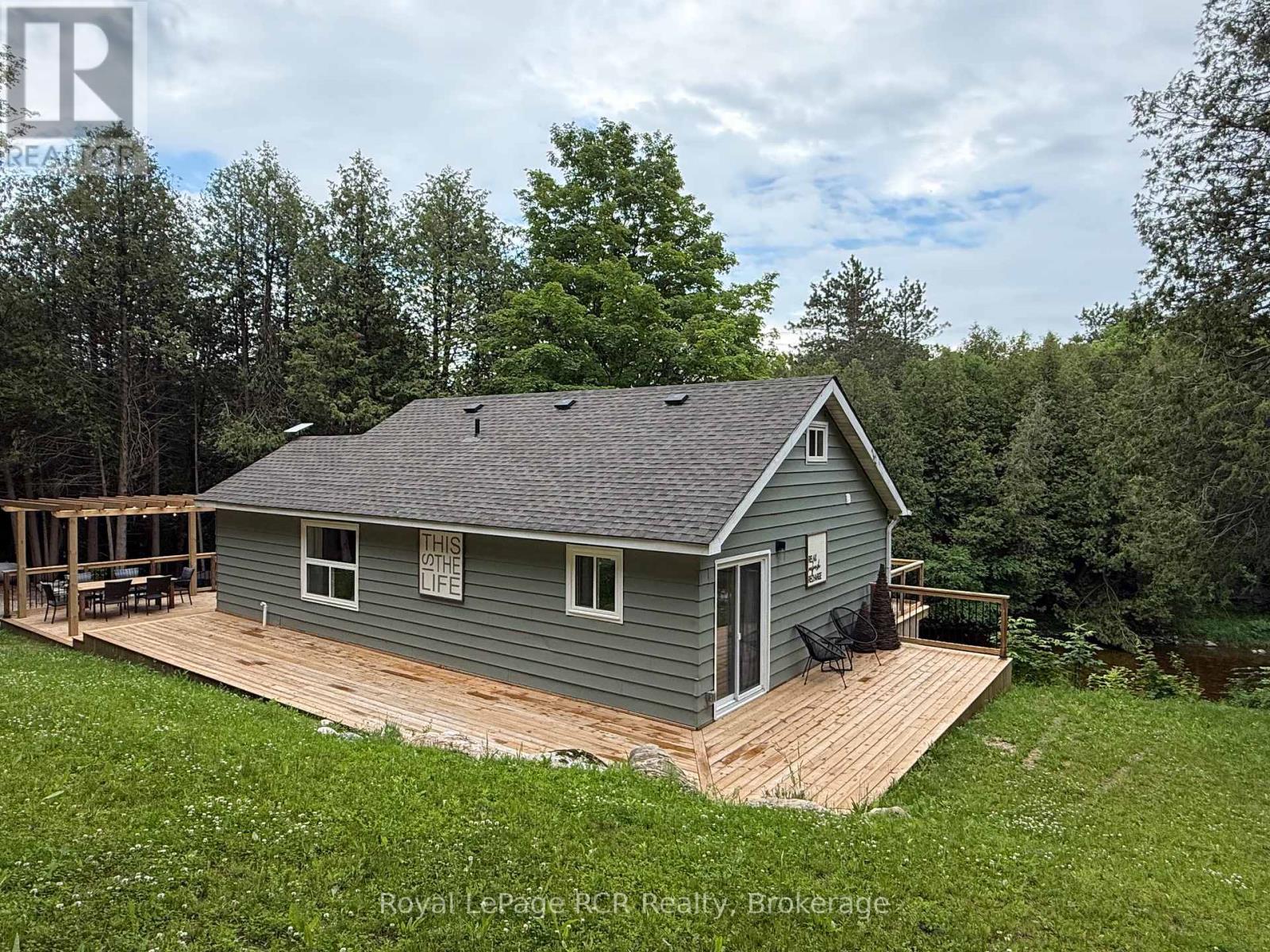 384275 CONCESSION 4 - 38