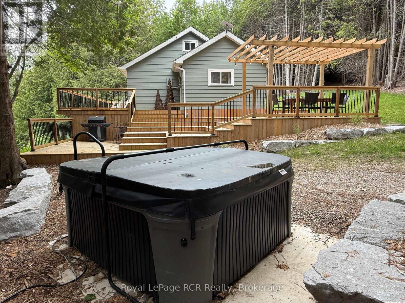 384275 CONCESSION 4 - 45