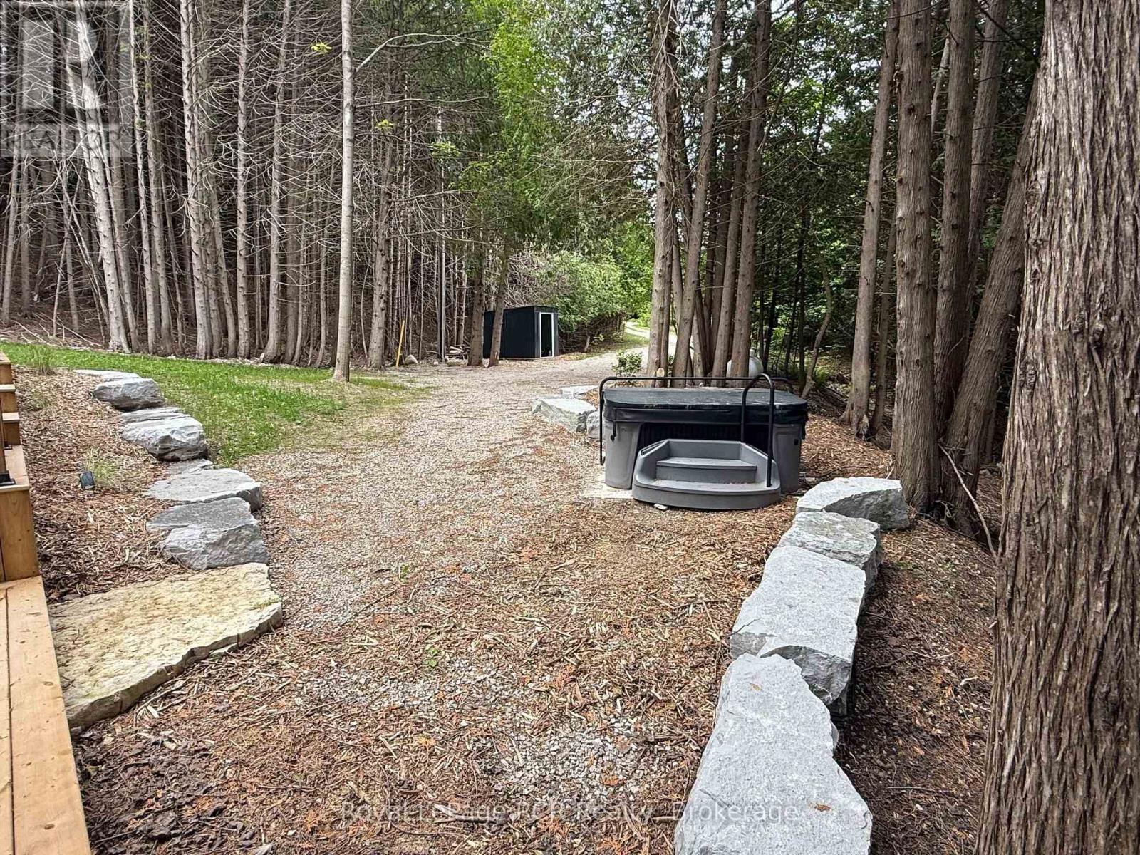 384275 CONCESSION 4 - 48