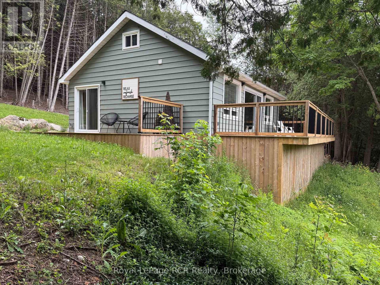 384275 CONCESSION 4 - 6