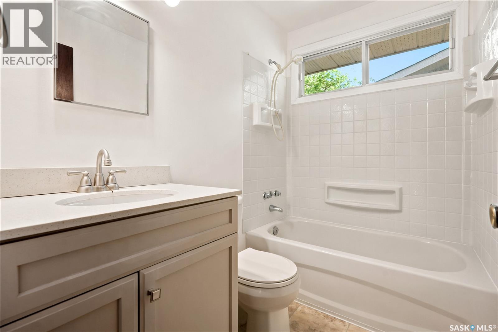 166 Sangster BOULEVARD — photo 16
