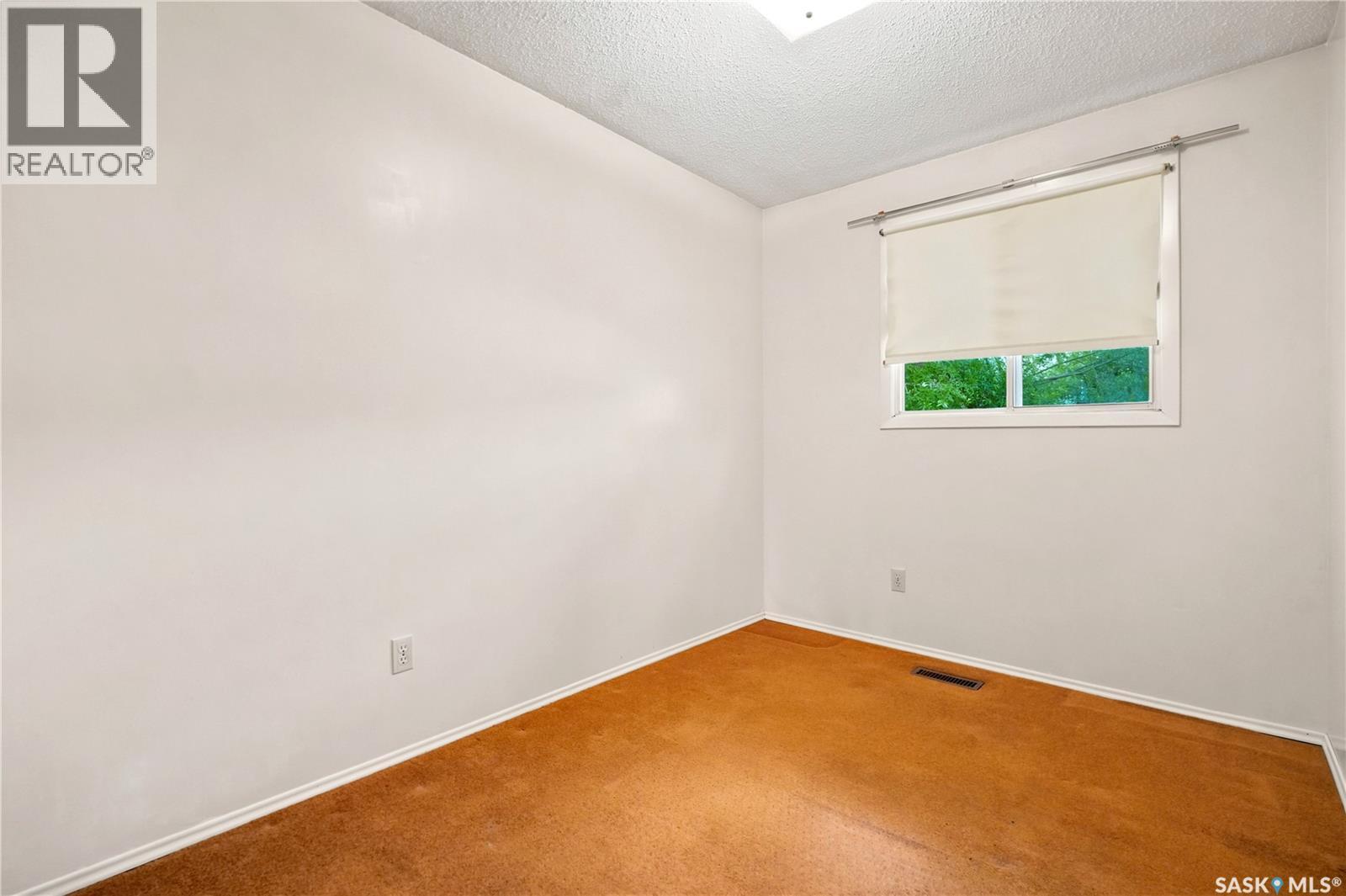 166 Sangster BOULEVARD — photo 17