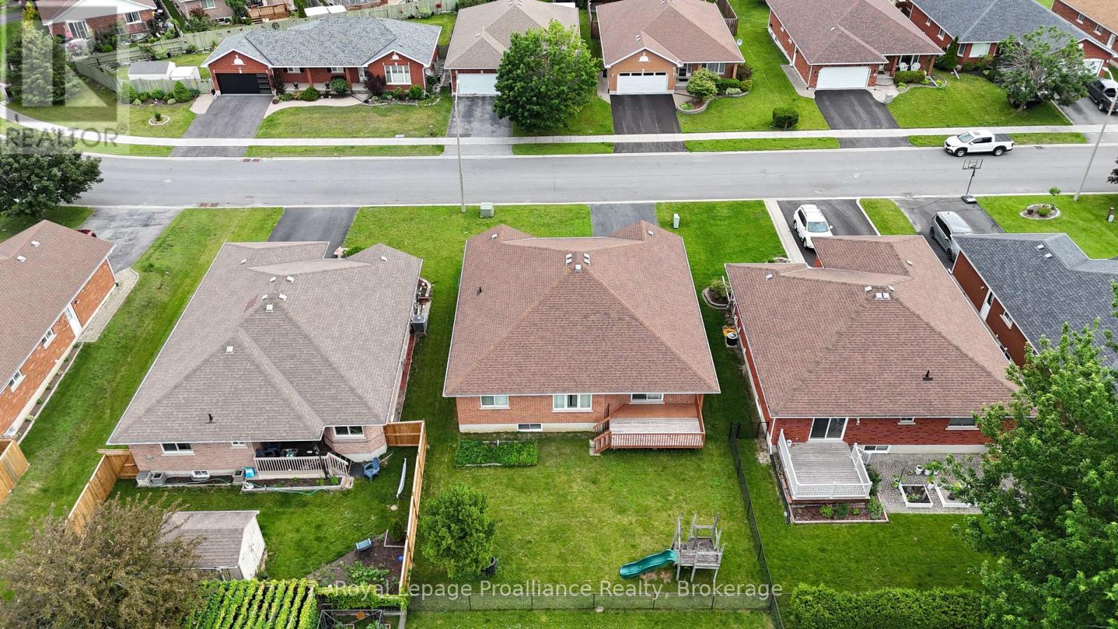 17 SUMAC TERRACE - 21