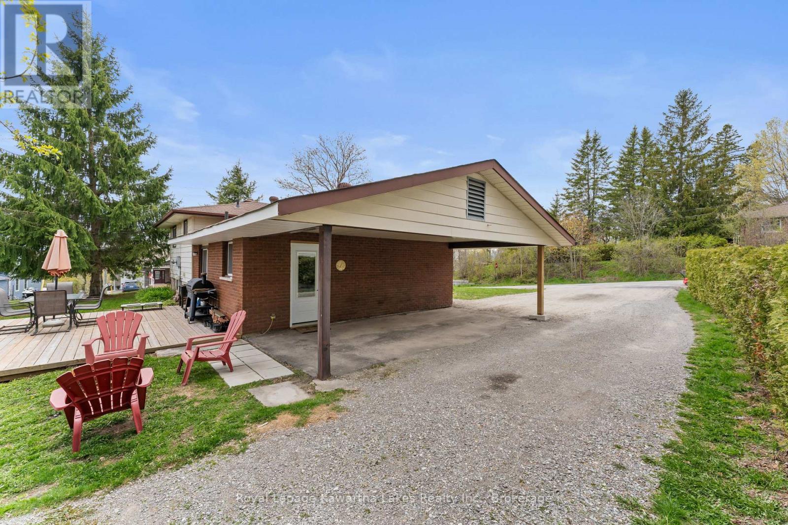 2 KENNEDY DRIVE - 34