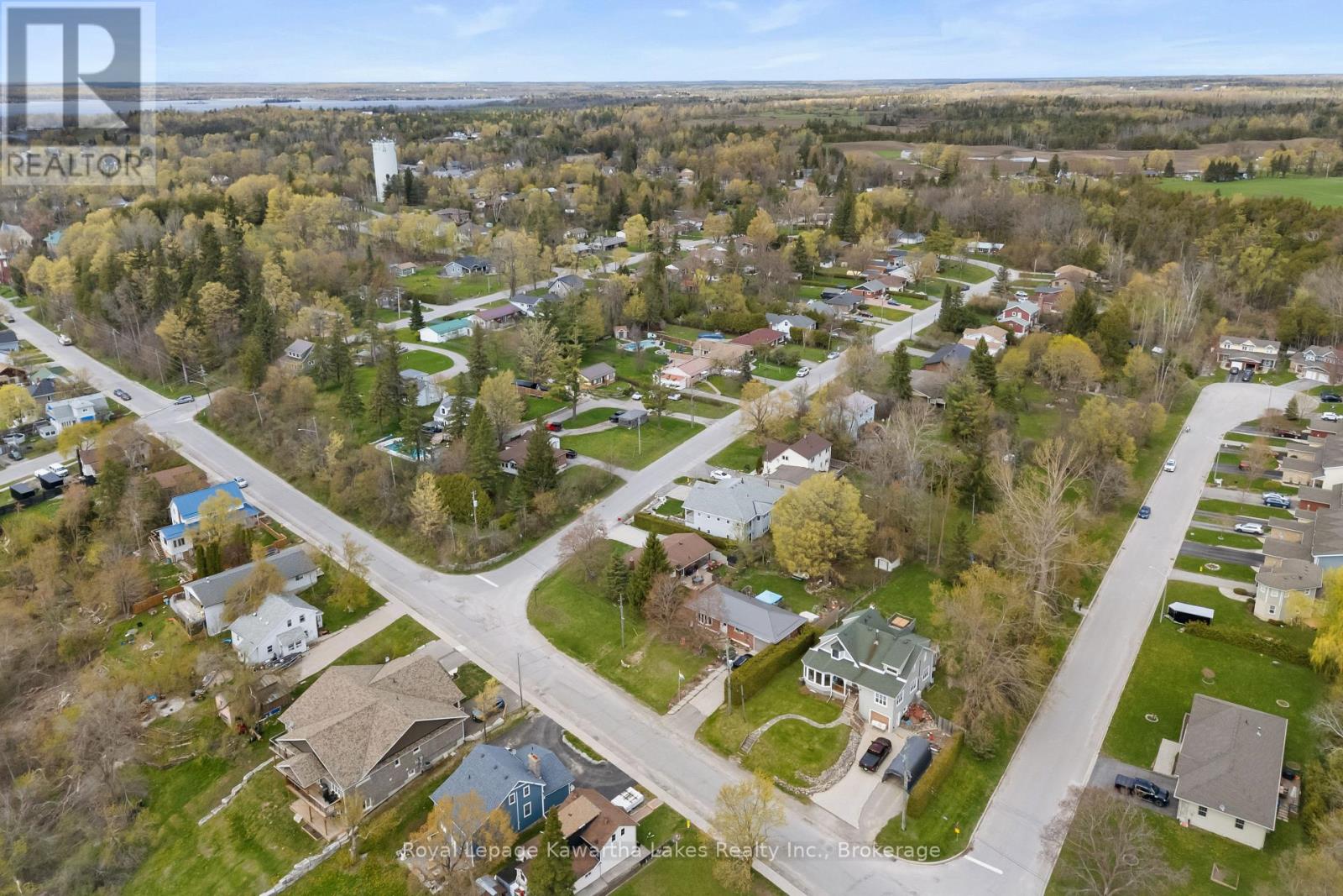 2 KENNEDY DRIVE - 39