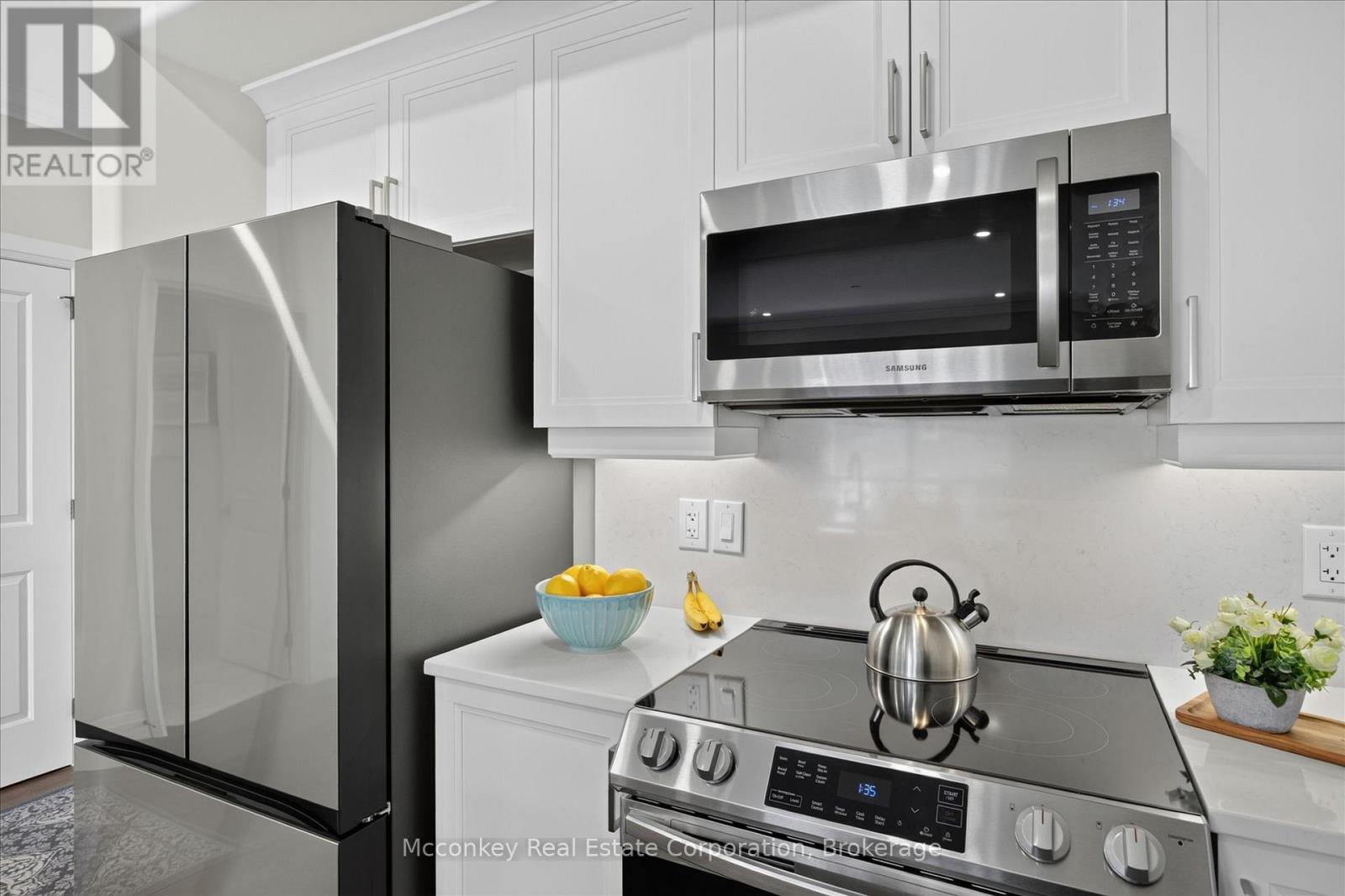 #2 19 HAMPTON LANE - Image 10
