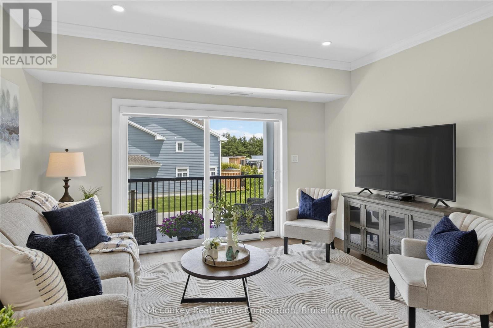 #2 19 HAMPTON LANE - Image 13