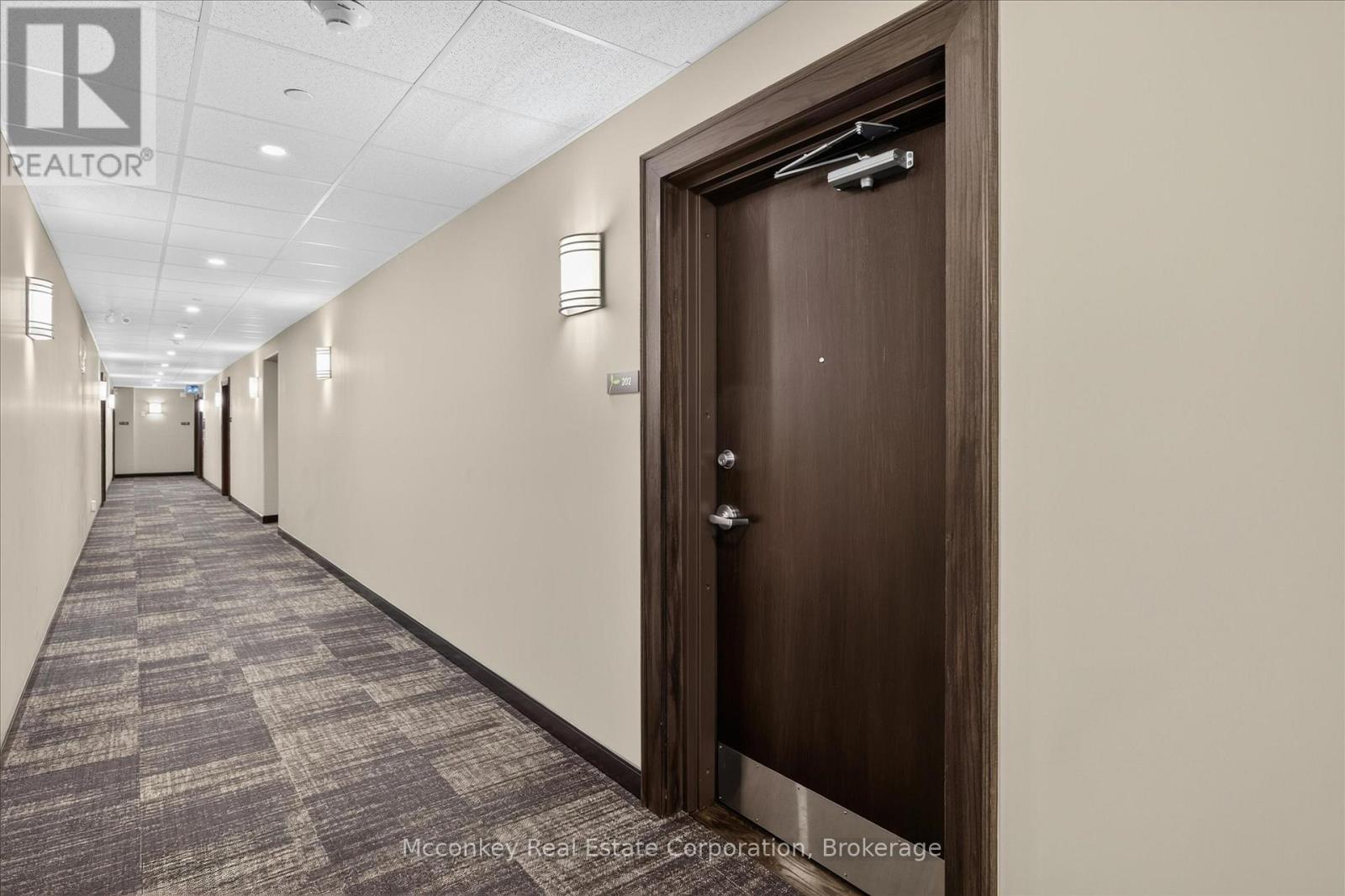 #2 19 HAMPTON LANE - Image 7