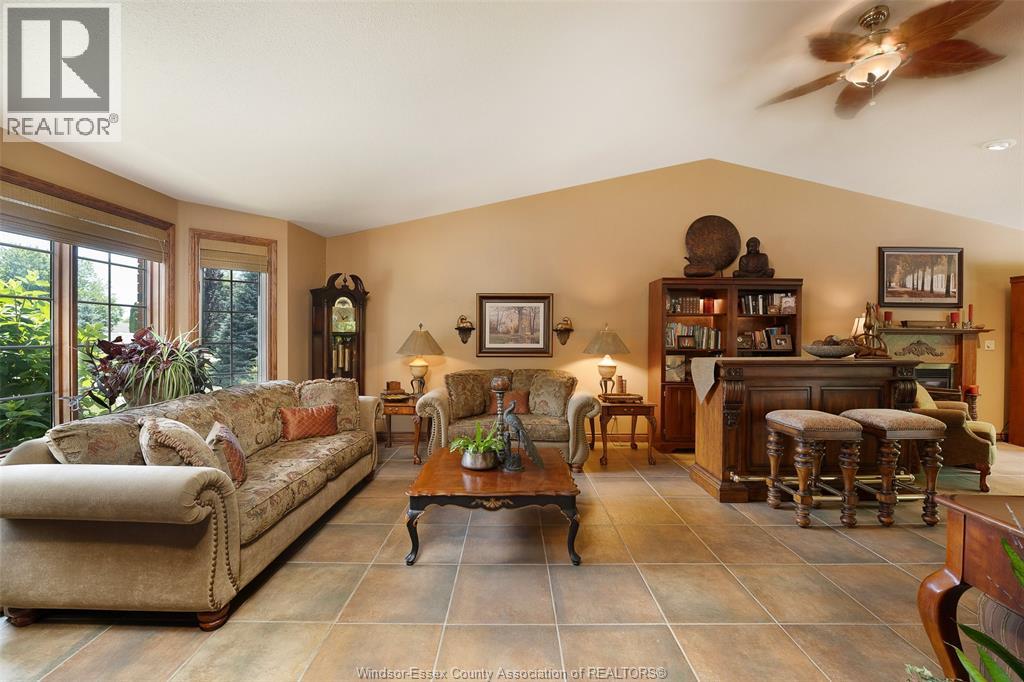 605 MARKHAM DRIVE - 21