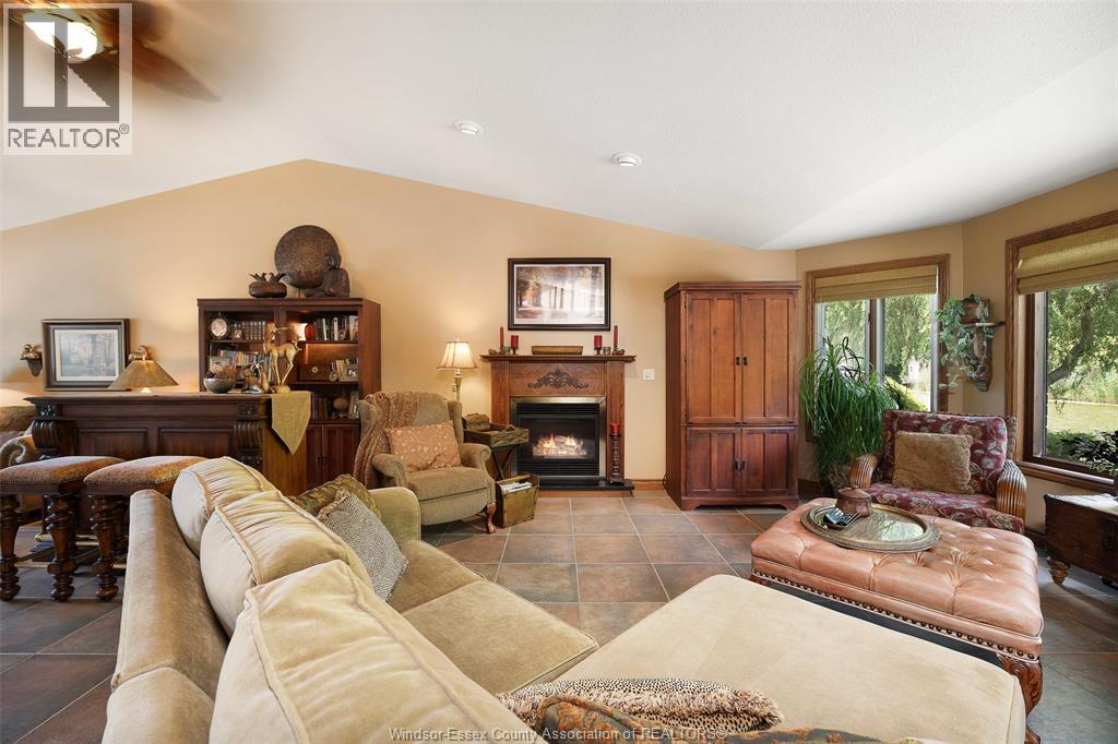605 MARKHAM DRIVE - 25