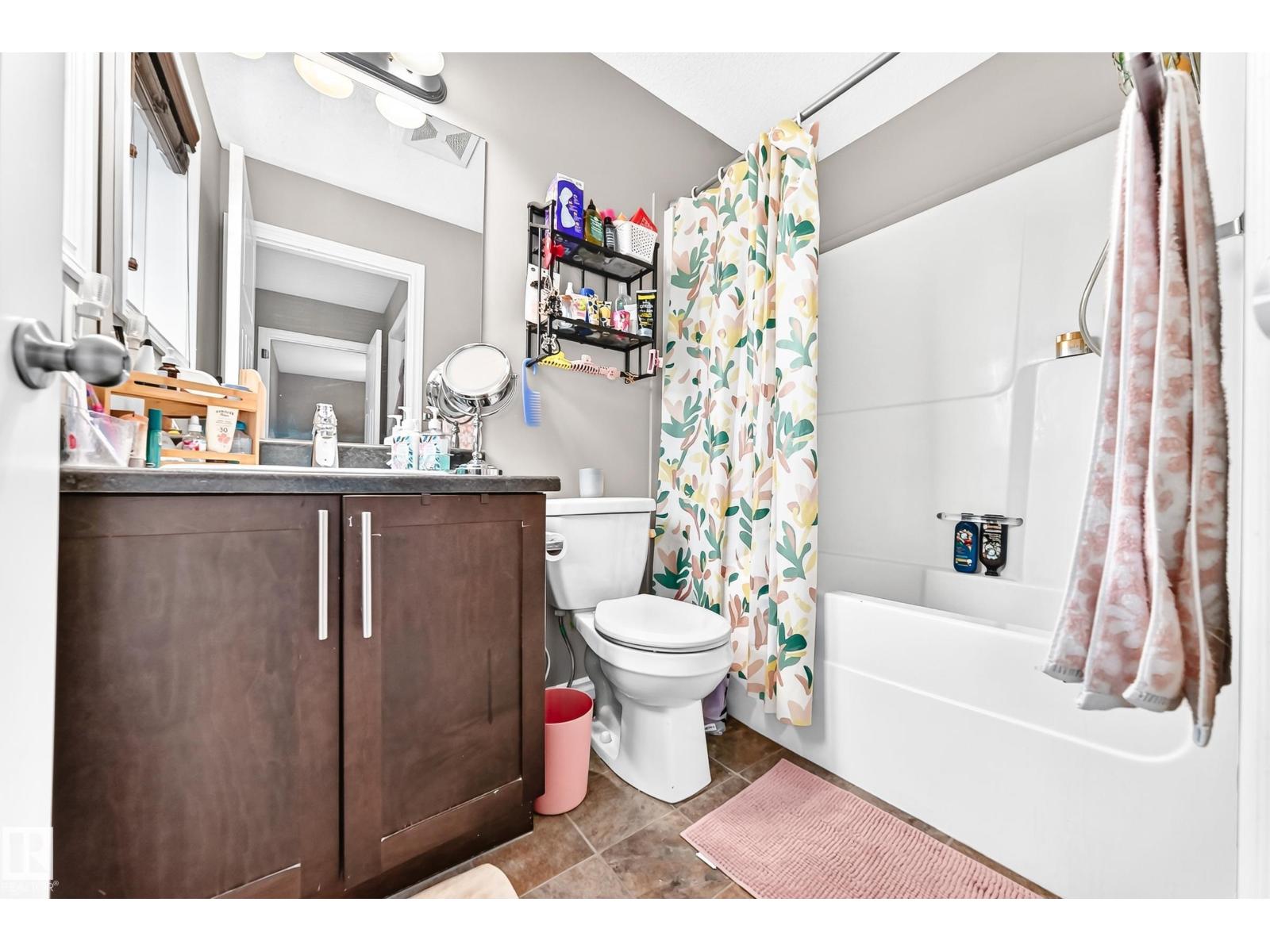 6123 13 AV SW - 27