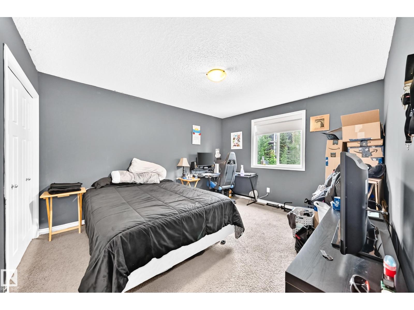 6123 13 AV SW - 31