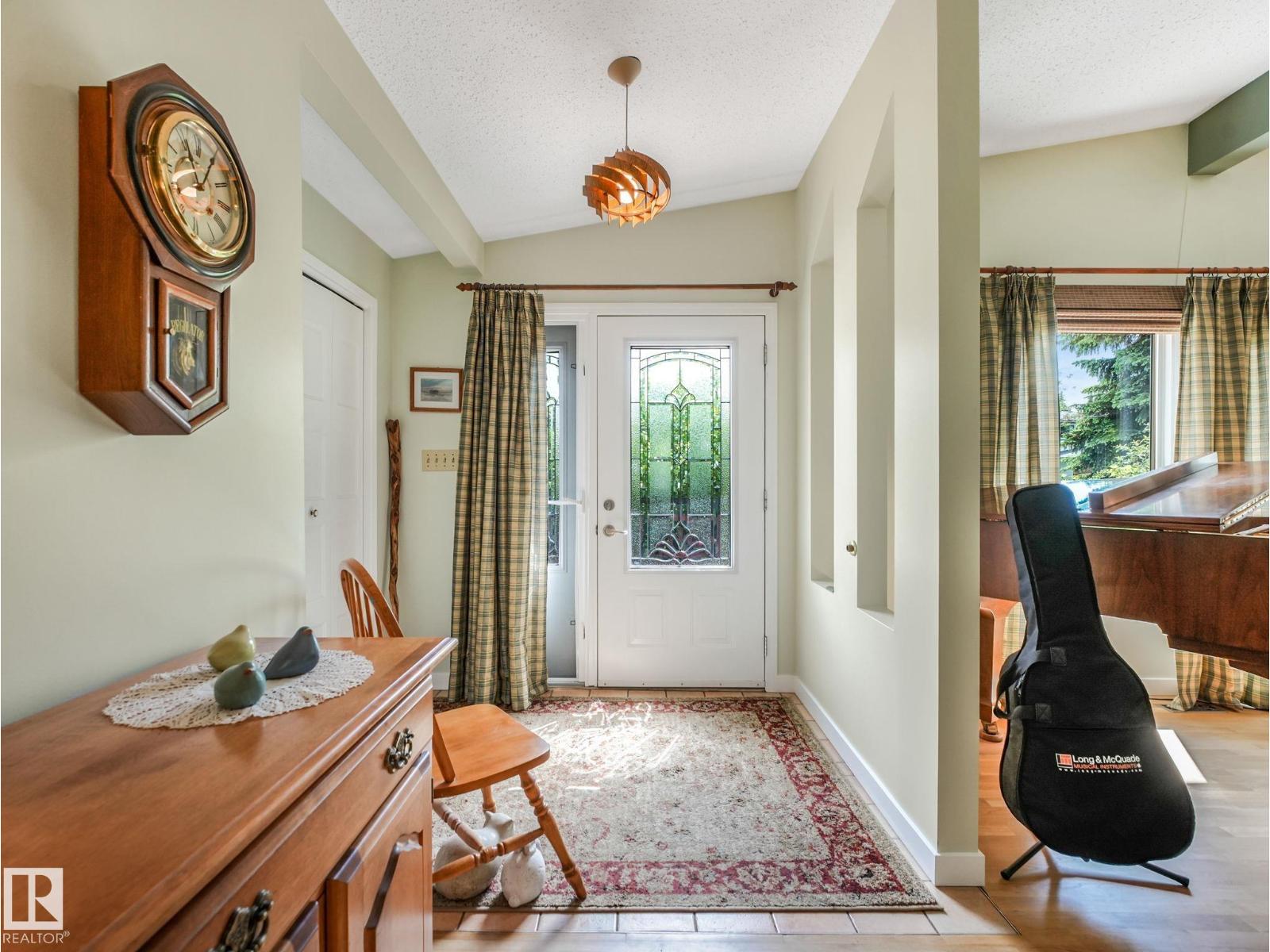 32 Malvern DR — photo 7