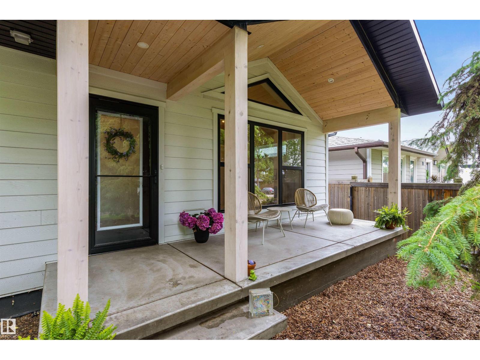 12 BELMONT DR - 2