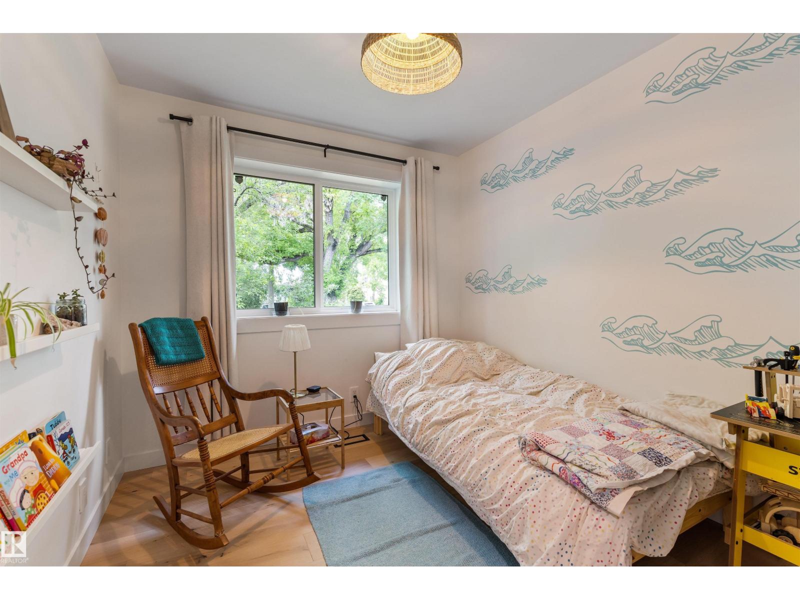 12 BELMONT DR - 21