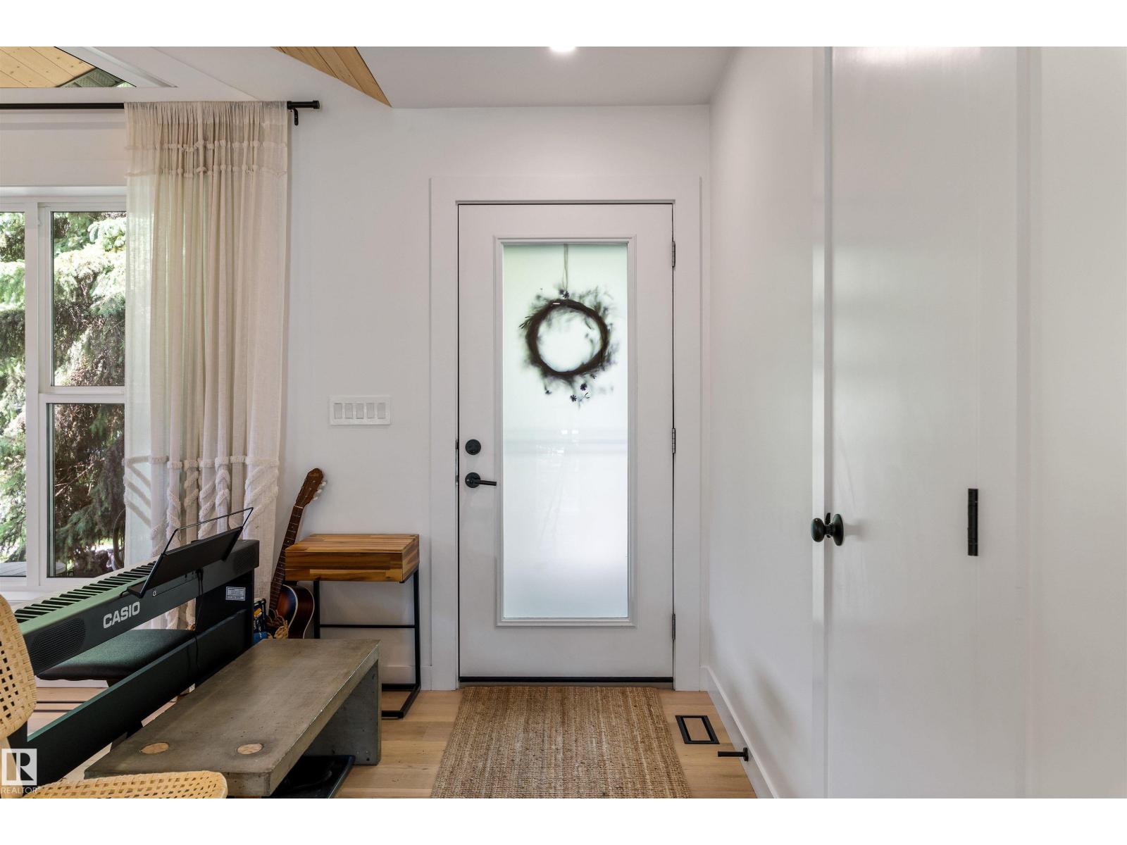 12 BELMONT DR - 6