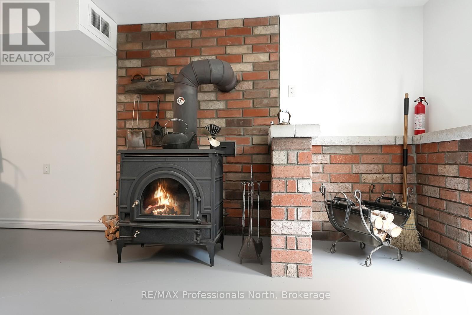 17254 HIGHWAY 118 - Image 24