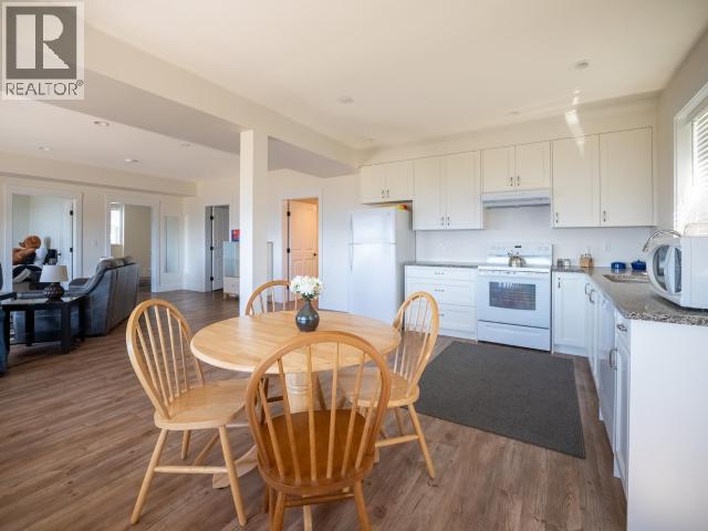 5423 HEMLOCK STREET - 21