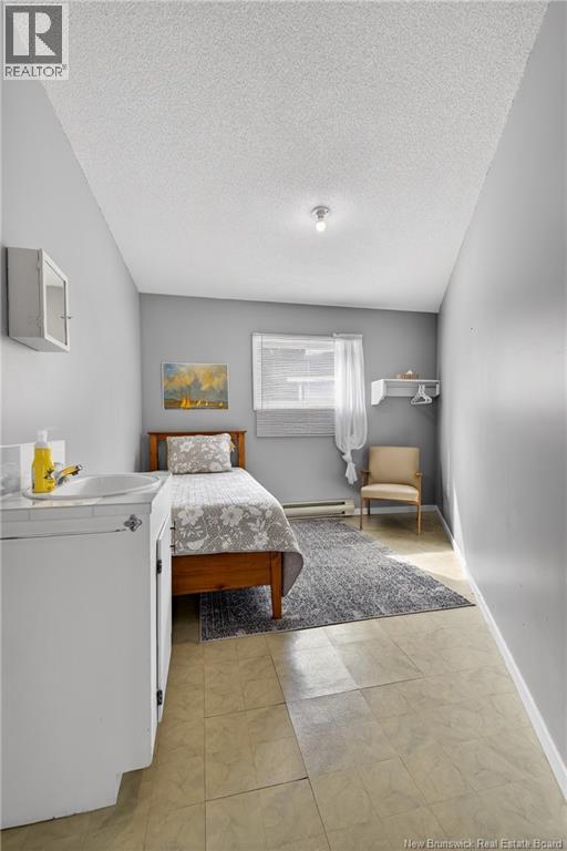 15 Benjamin Portage North - 20