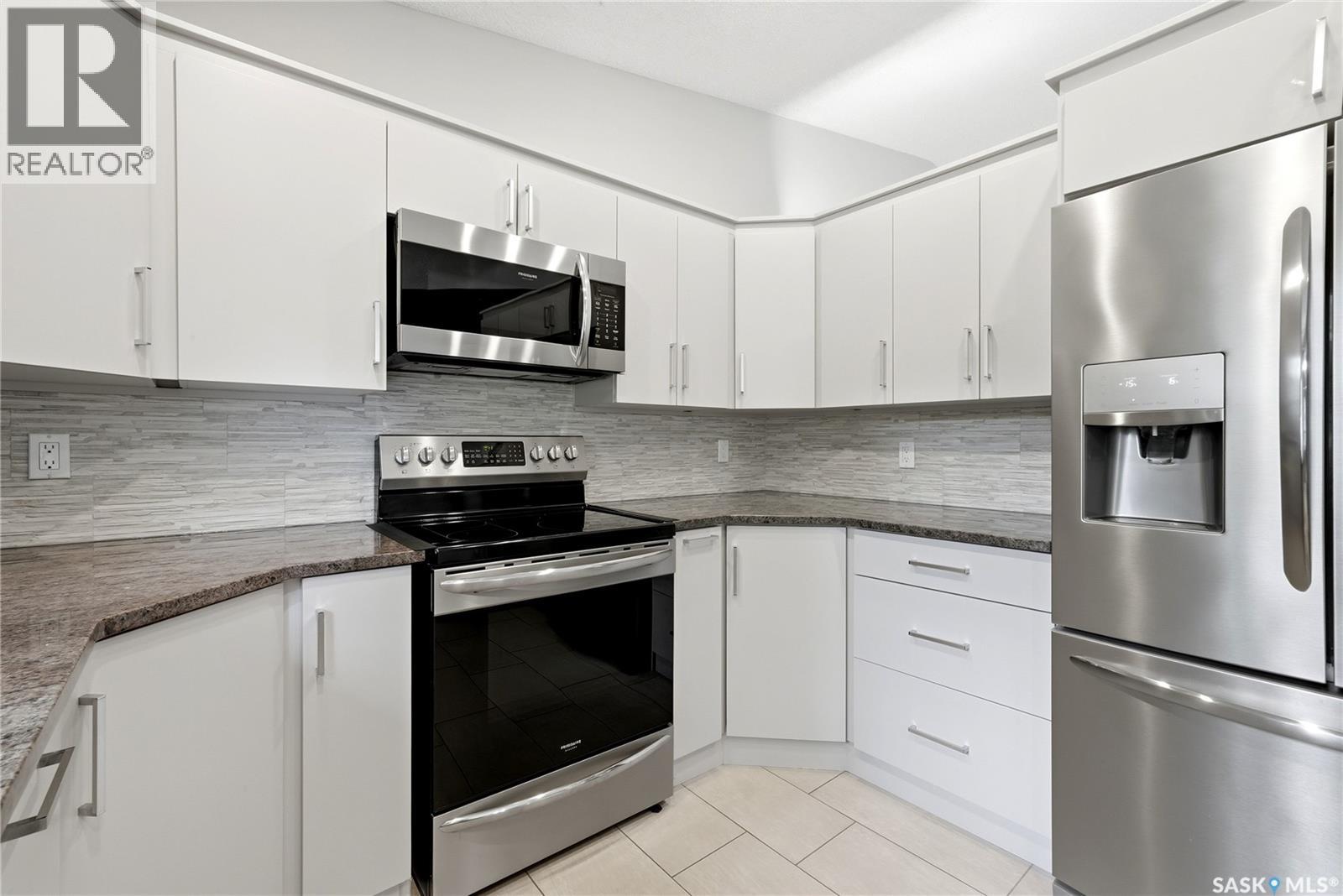 1010 Wascana HIGHLANDS — photo 14