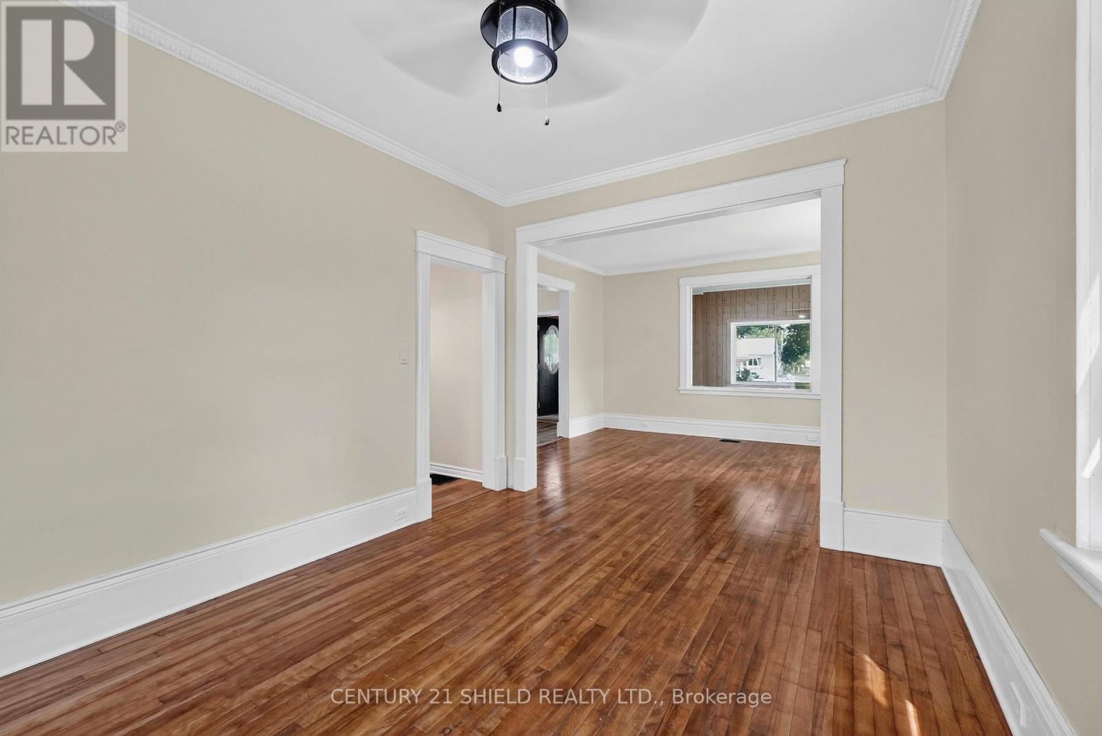 25 FRONT STREET - 11