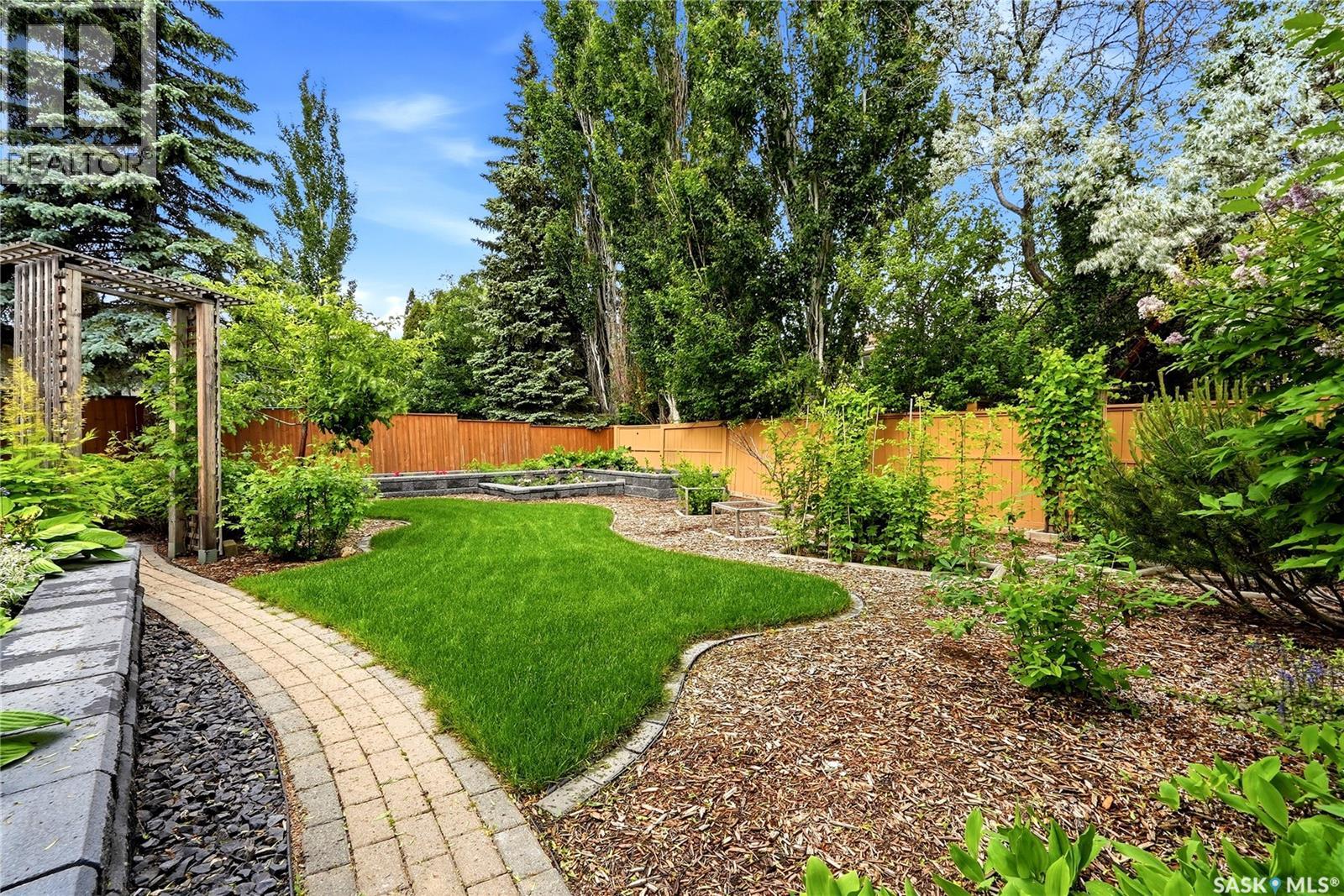 1010 Wascana HIGHLANDS — photo 36