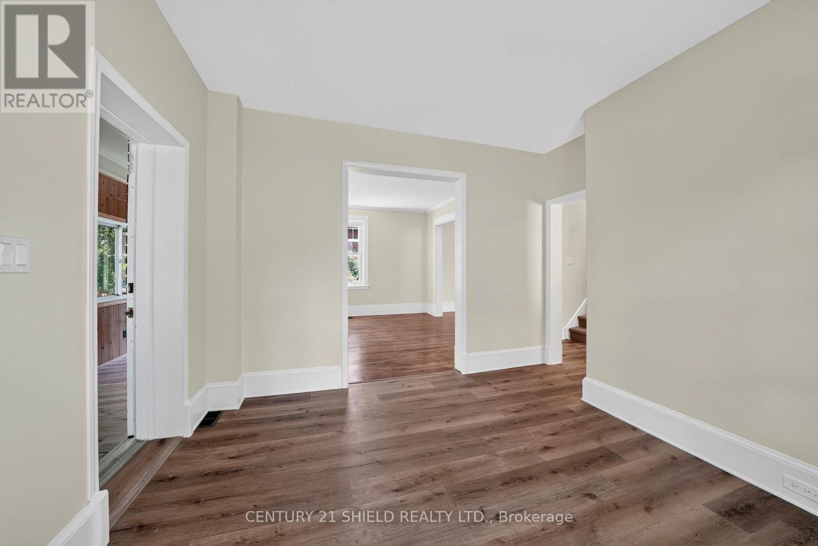 25 FRONT STREET - 6