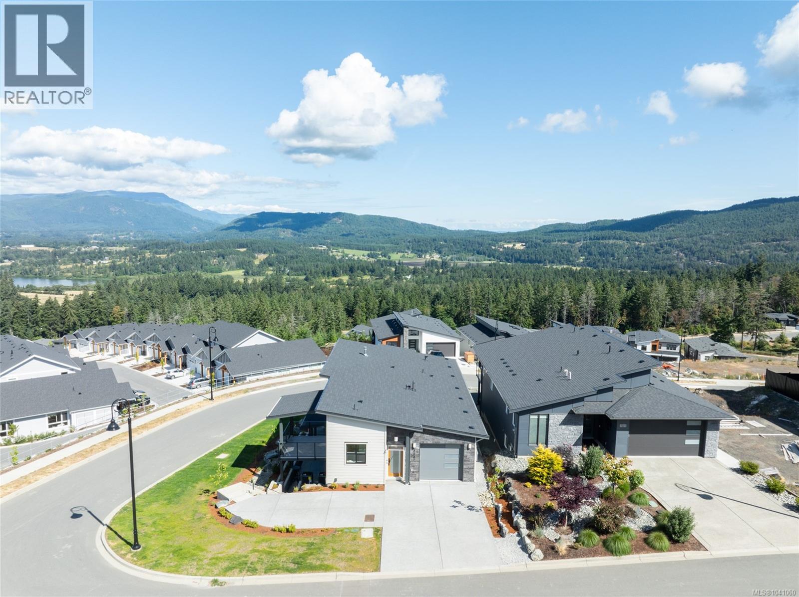 3227 Woodrush Dr - 3