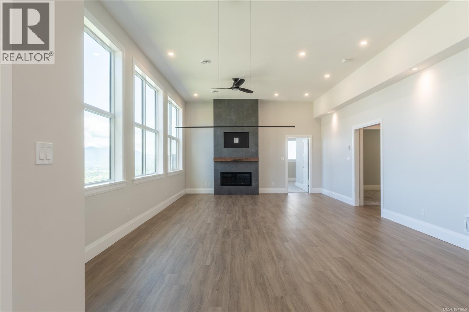 3227 Woodrush Dr - 8