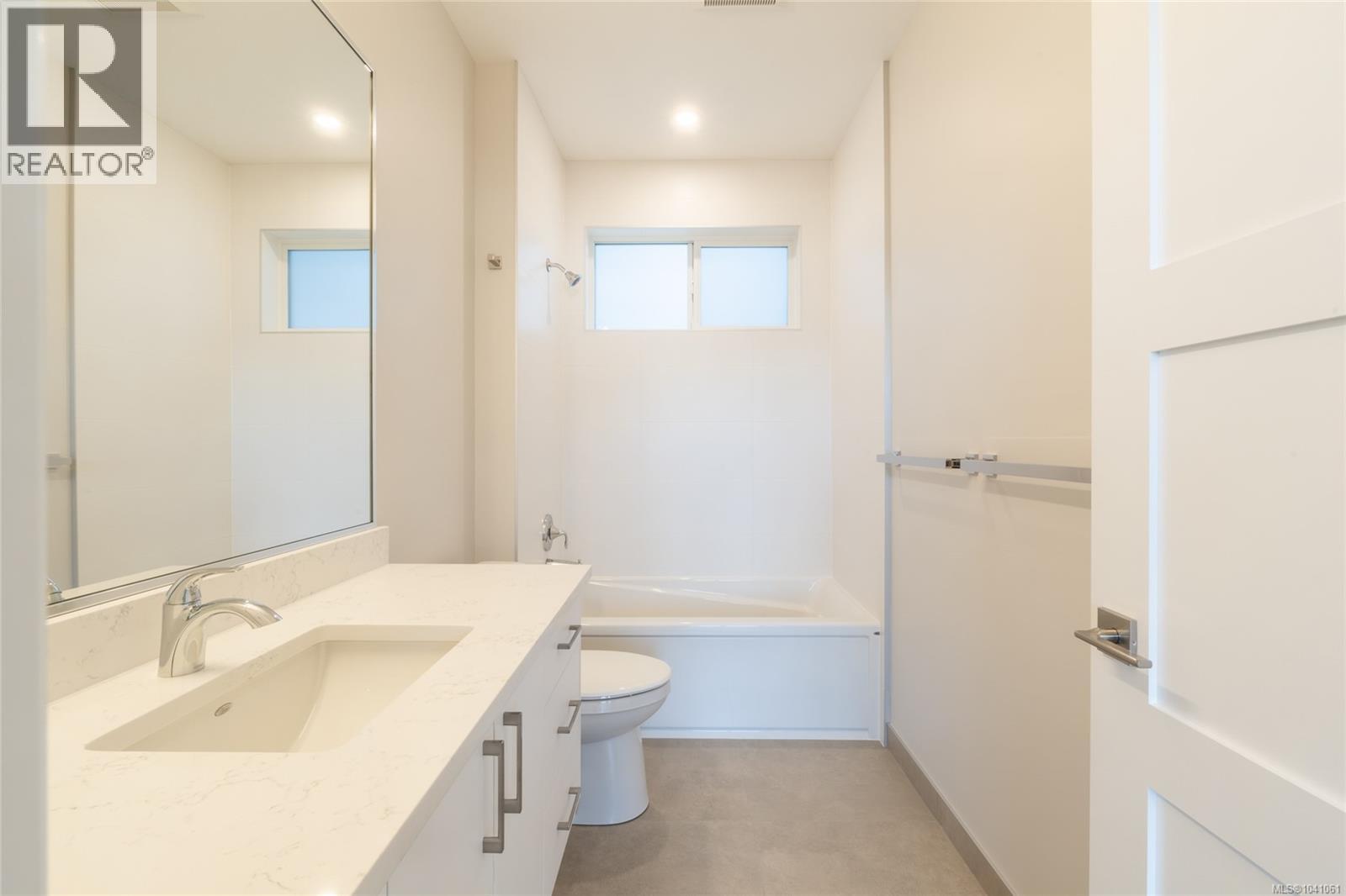 3228 Woodrush Dr - 10