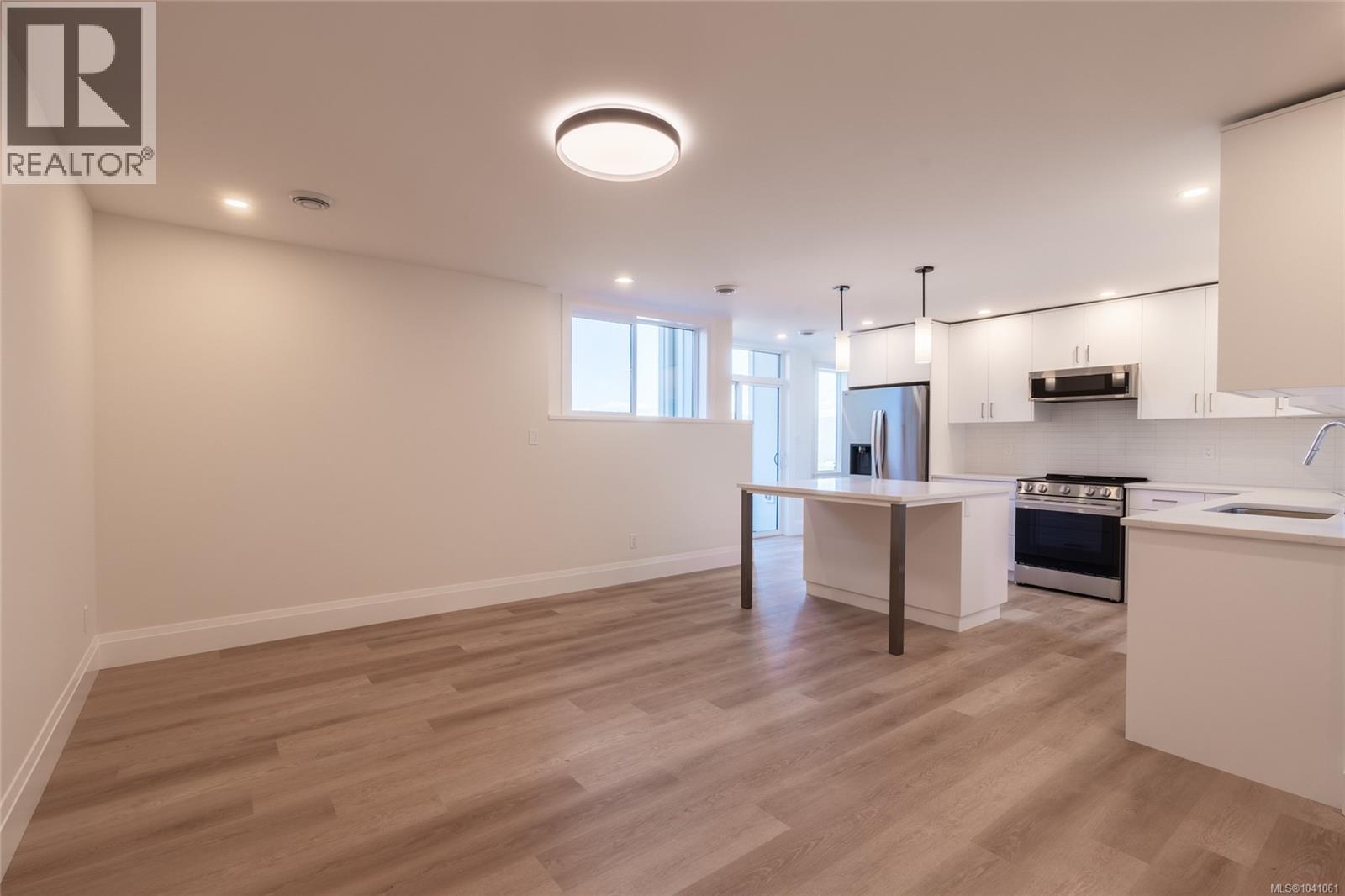 3228 Woodrush Dr - 7