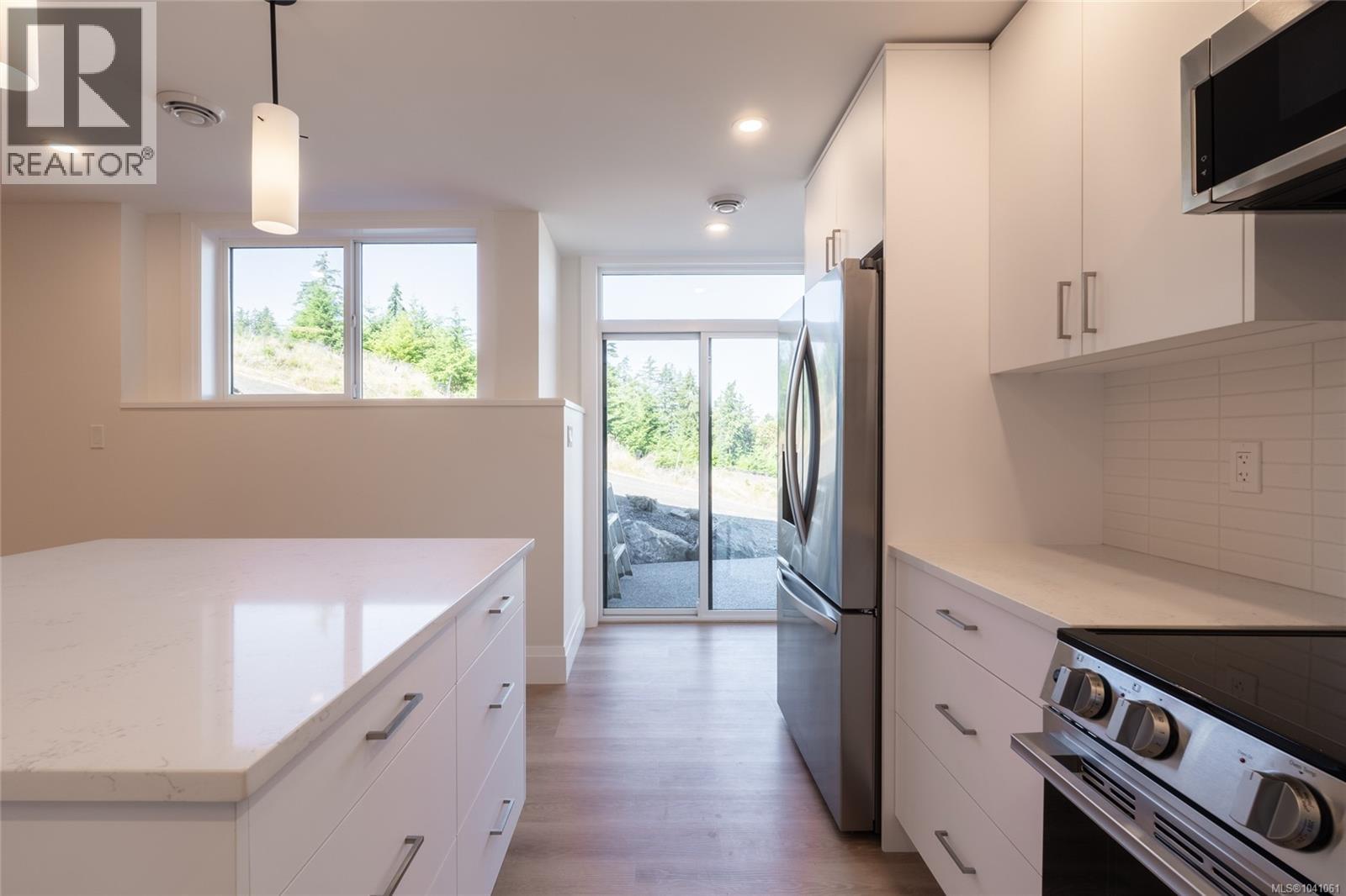 3228 Woodrush Dr - 4