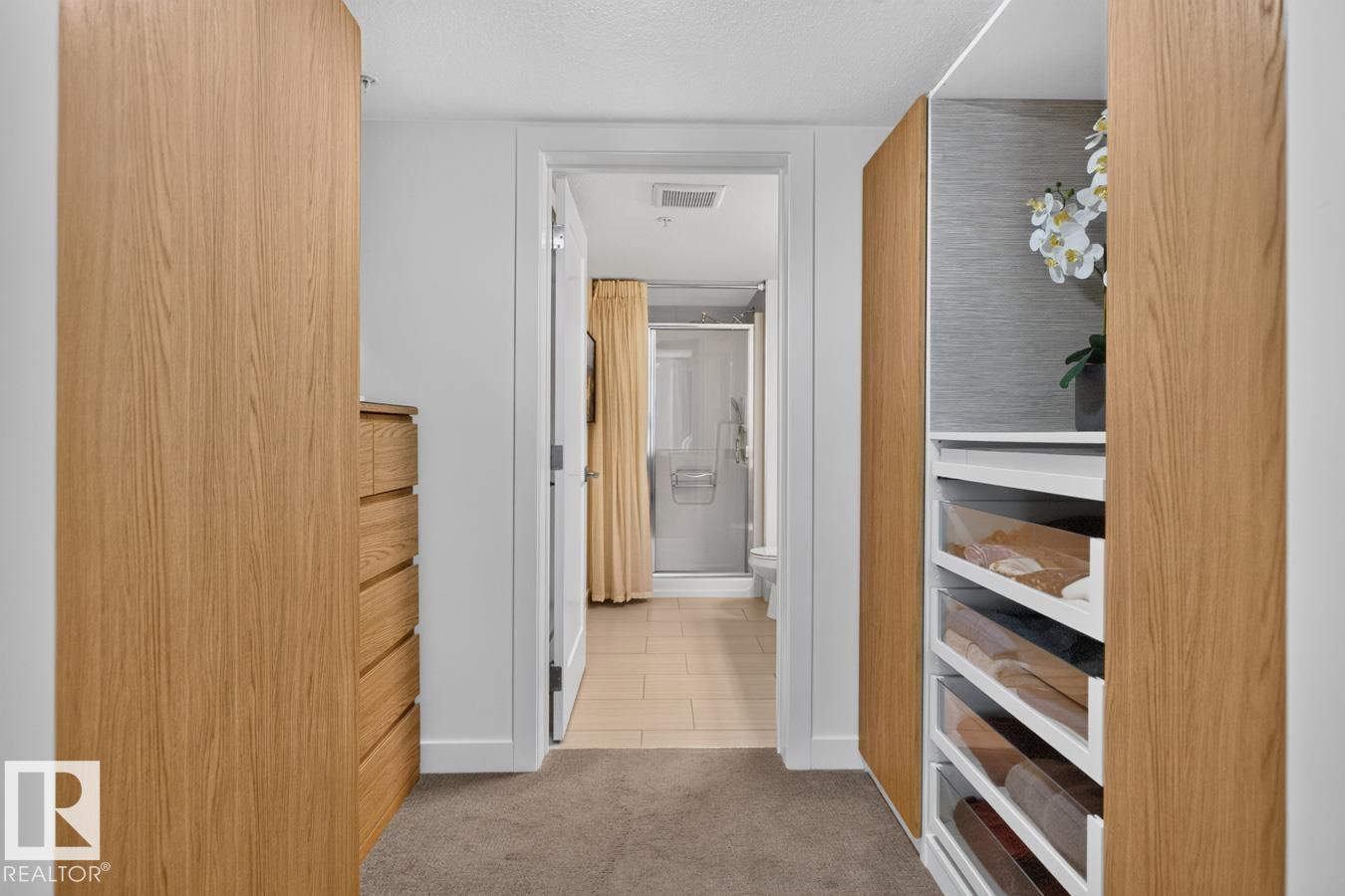 #207 5025 EDGEMONT BV NW — photo 22