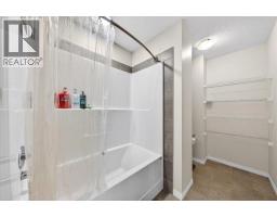 15 Savanna Parade, Calgary, AB T3J0V7 Photo 28